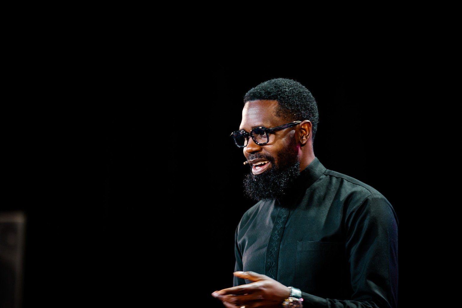 Rev. Benjamin Kasankya teaching